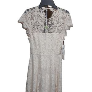 BB Dakota Antique white lace dress size 2 new with tags